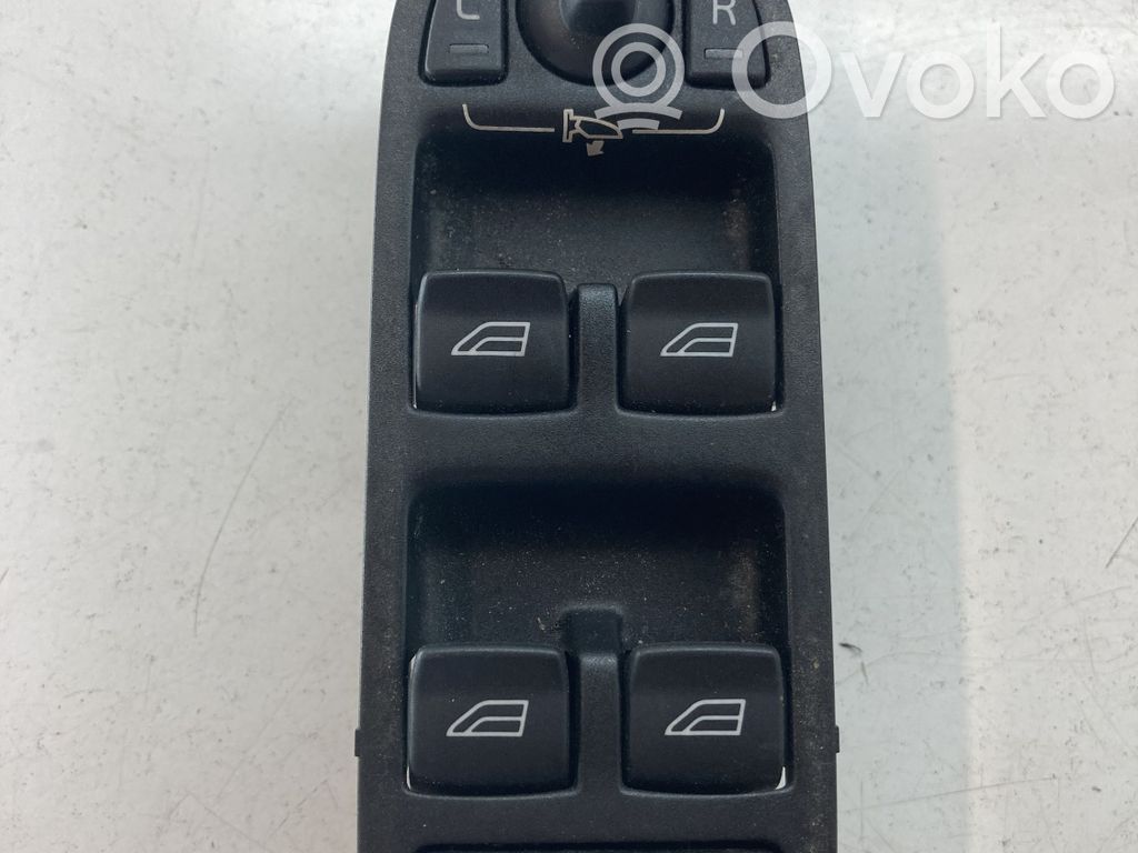 Volvo V50 Electric window control switch 