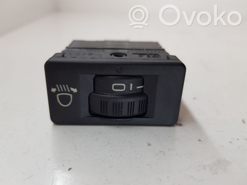 Citroen DS5 Headlight level height control switch 