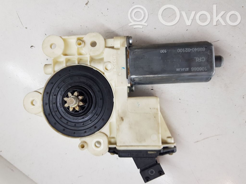 Toyota Corolla E120 E130 Asa reguladora de la puerta trasera 