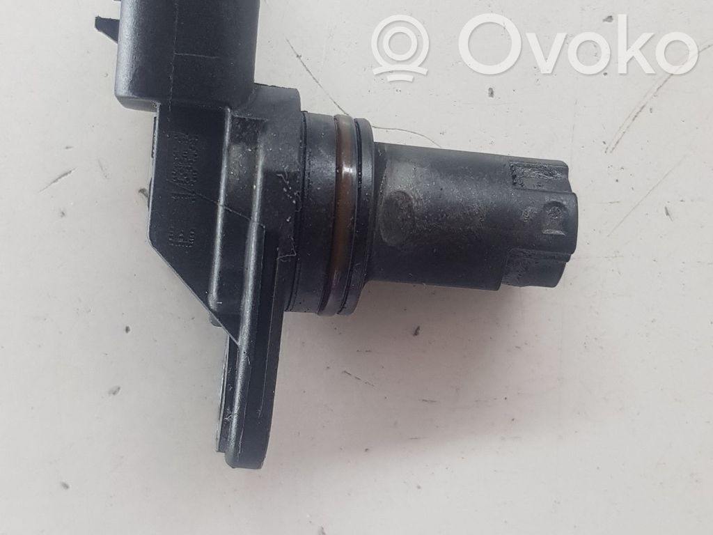 Nissan Qashqai+2 Camshaft position sensor 