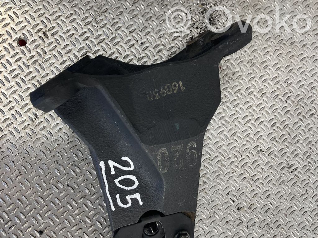 Engine mounting bracket   160930