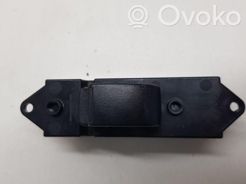 Peugeot 4007 Electric window control switch 