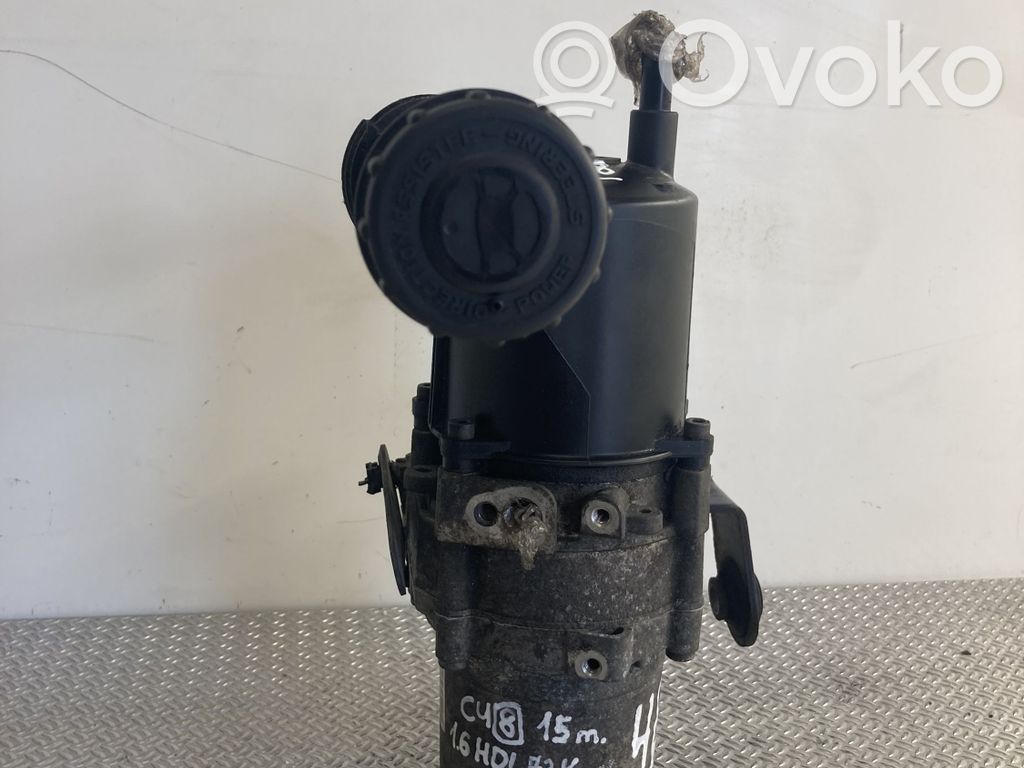 Citroen C4 II Ohjaustehostimen pumppu 