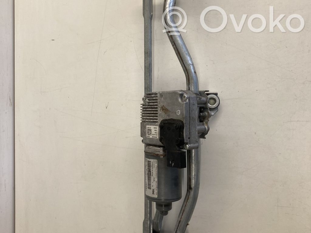 Audi A5 Sportback 8TA Front wiper linkage and motor 