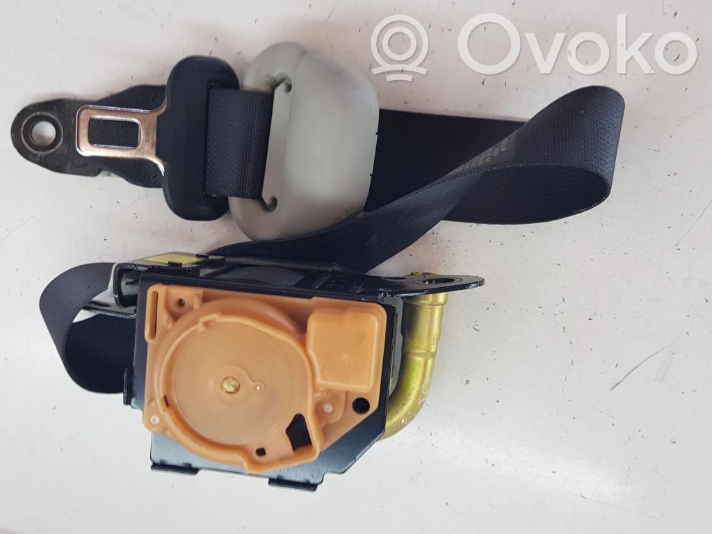 Toyota Corolla Verso E121 Cinturón trasero 