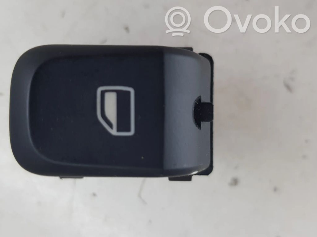 Audi Q3 8U Electric window control switch 