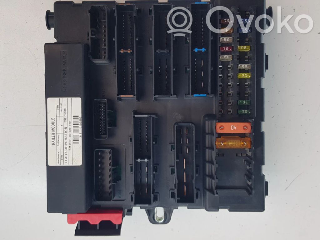 Opel Vectra C Fuse module 
