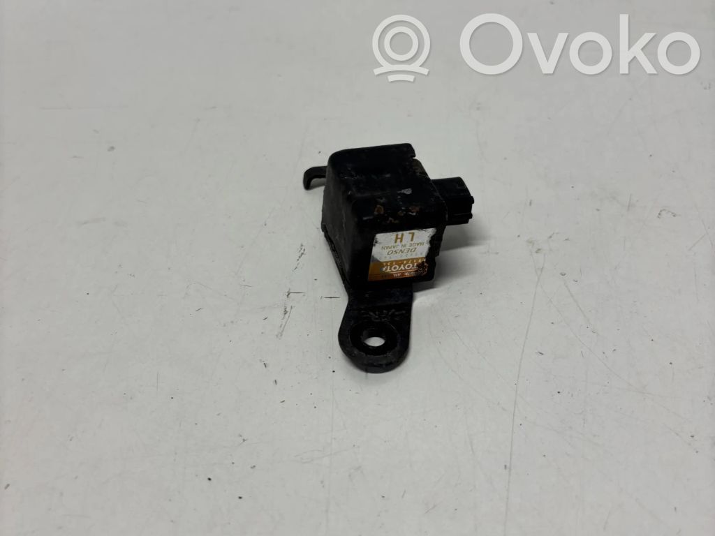Toyota Corolla E120 E130 Airbag deployment crash/impact sensor 