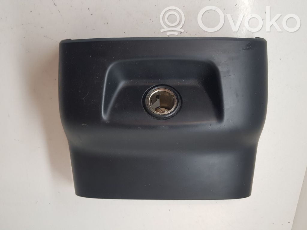 Volvo S90, V90 Panel gniazda zapalniczki tylnej tunelu środkowego 