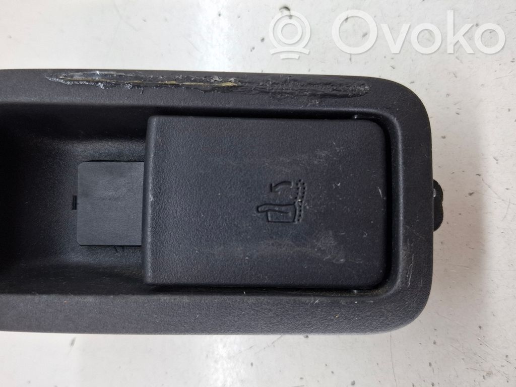Peugeot 308 Sėdynės nugaros atramos atlenkimo rankenėlė 