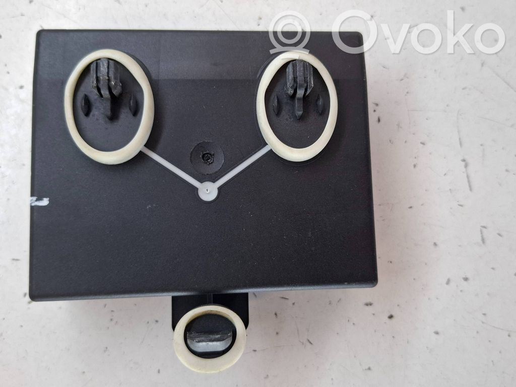 Seat Alhambra (Mk2) Door control unit/module 