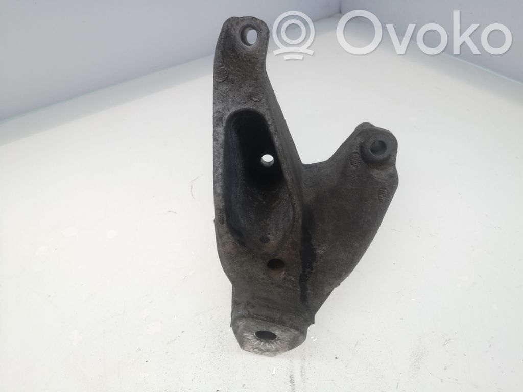 Audi A5 8T 8F Engine mounting bracket 