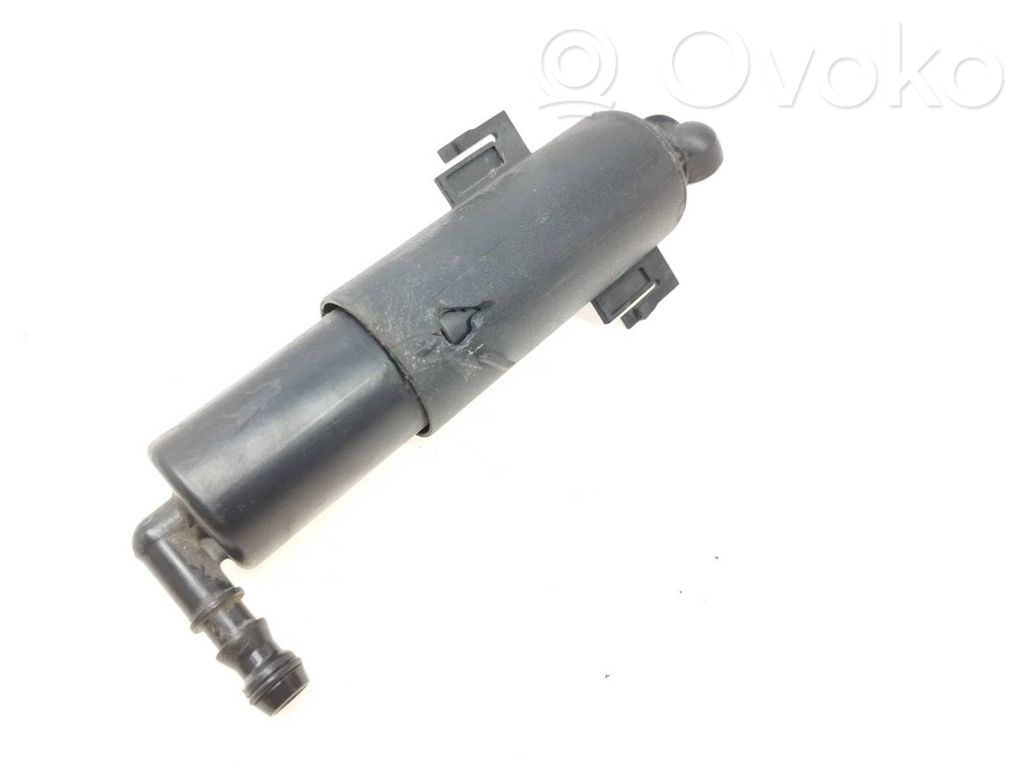 Audi A5 8T 8F Dysza spryskiwacza lampy przedniej 