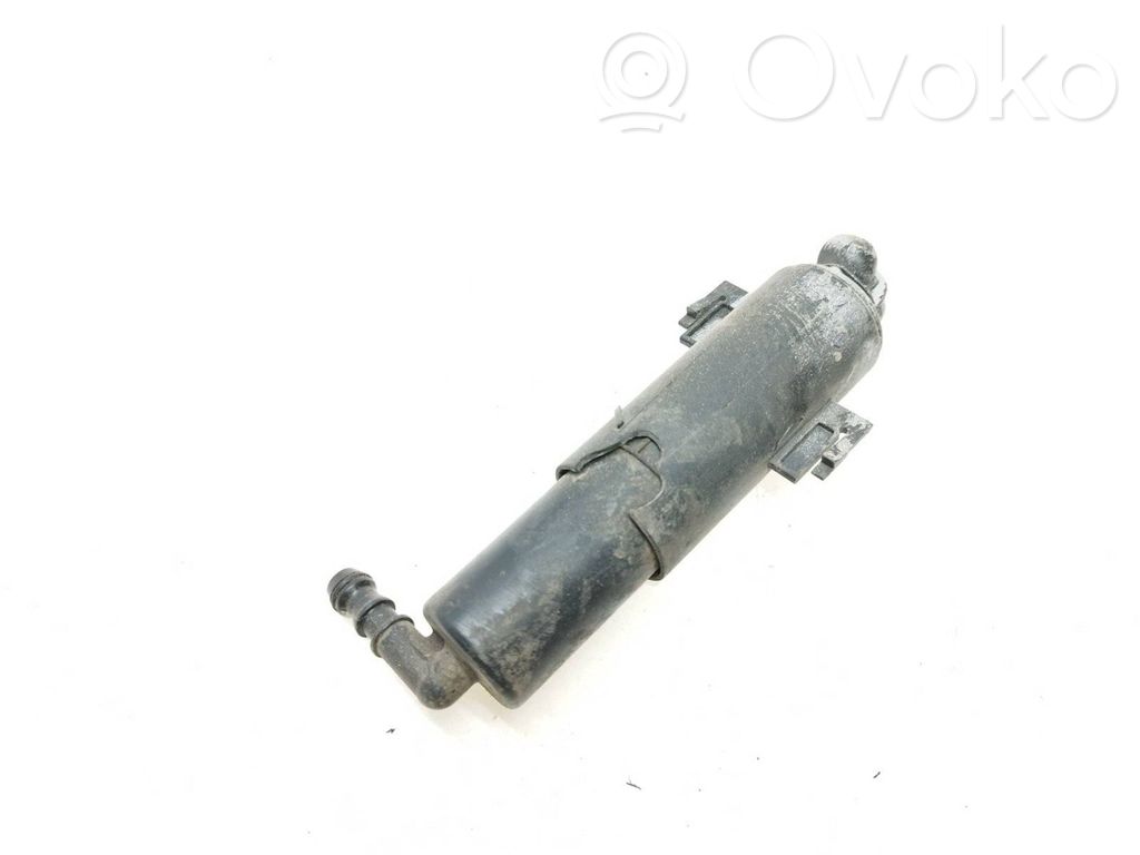 Audi A5 8T 8F Dysza spryskiwacza lampy przedniej 