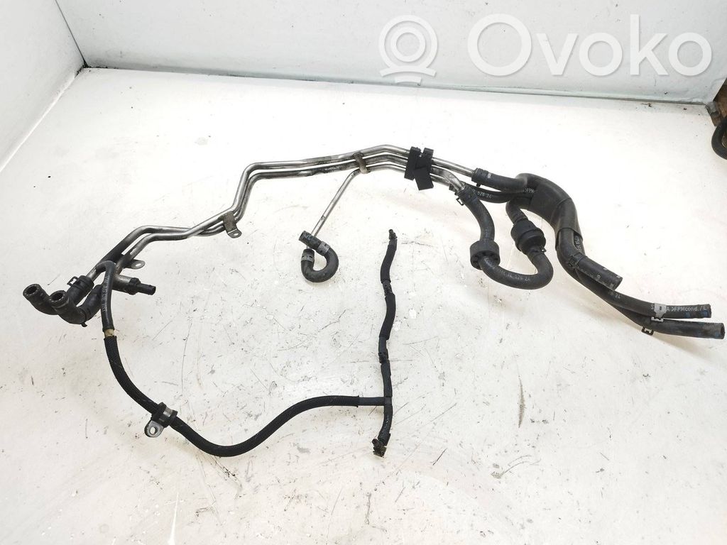 Audi Q5 SQ5 8R Fuel line/pipe/hose 