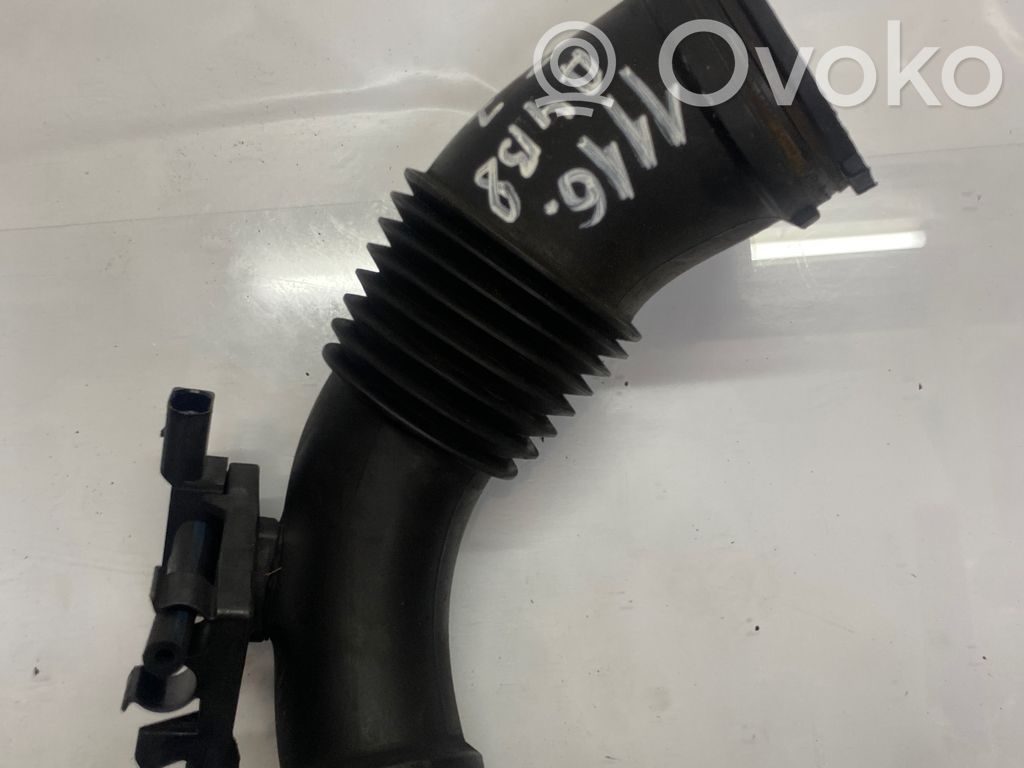 Audi A4 S4 B8 8K Šļūtene (-es) / caurule (-es) 