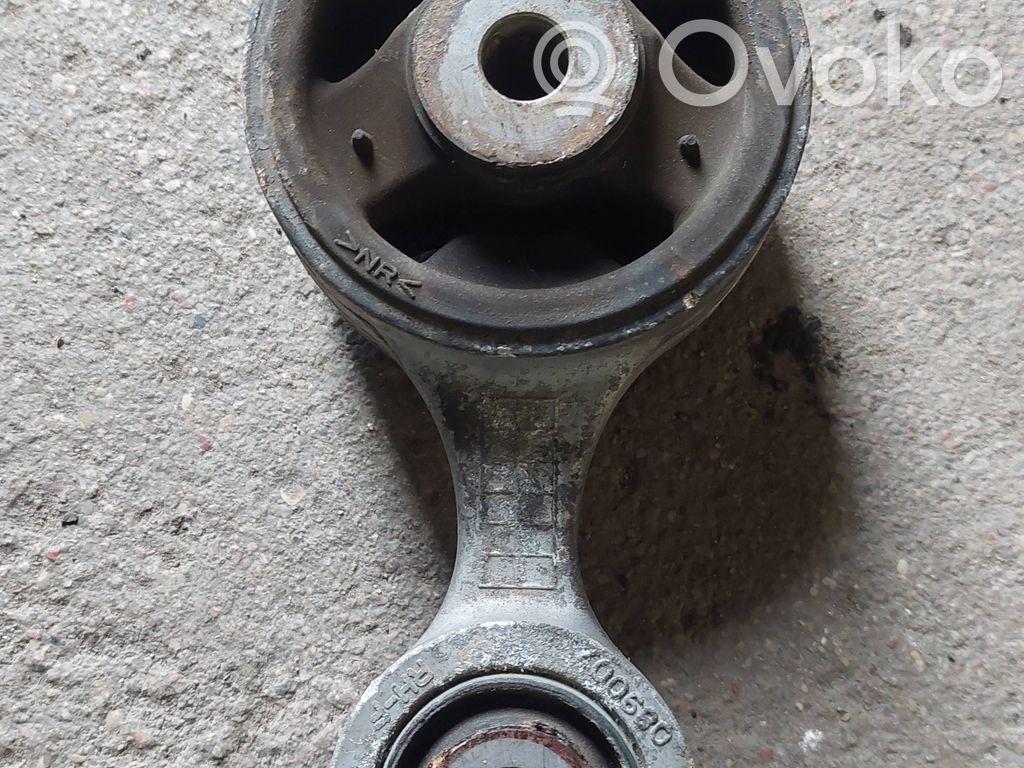 Honda CR-V Engine mount bracket 