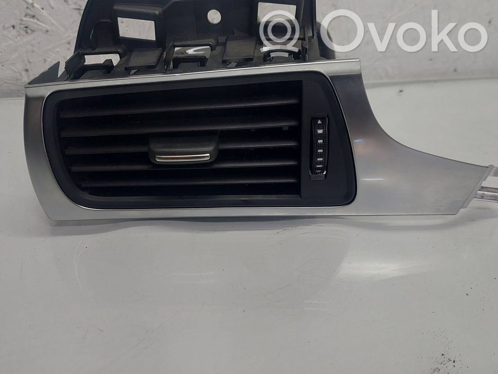 Audi A6 S6 C7 4G Boczna kratka nawiewu deski rozdzielczej 