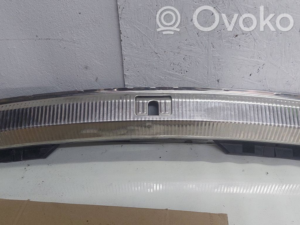 Audi A4 S4 B8 8K Tavaratilan kynnyksen suoja 