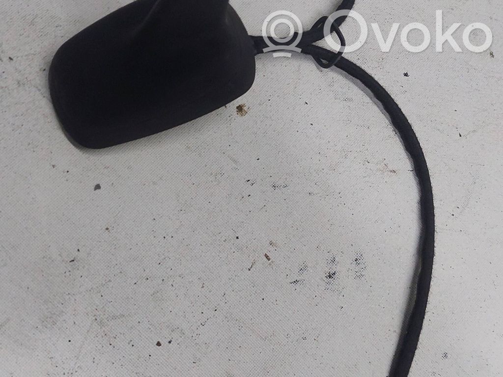 Audi A6 S6 C6 4F GPS-pystyantenni 