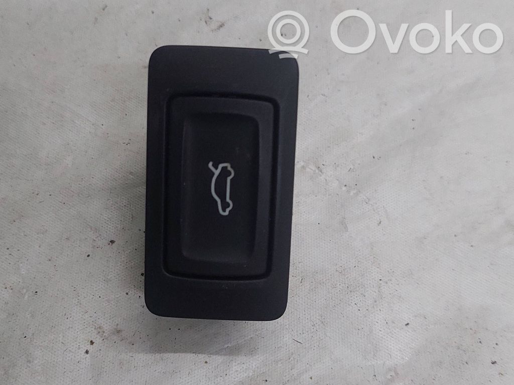 Przycisk otwierania klapy bagażnika   4G0959831A,1009116,10092018