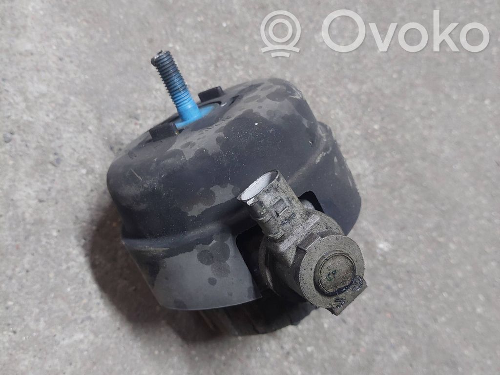 Audi A6 S6 C6 4F Engine mount bracket 