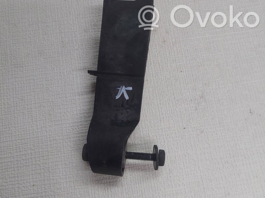 Audi A6 S6 C6 4F Front bumper mounting bracket 