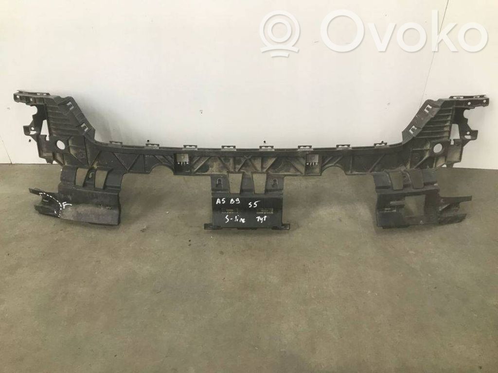 Audi A4 S4 B9 Задний держатель бампера 