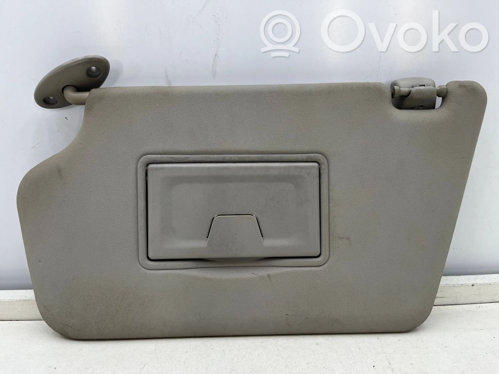 Sun visor