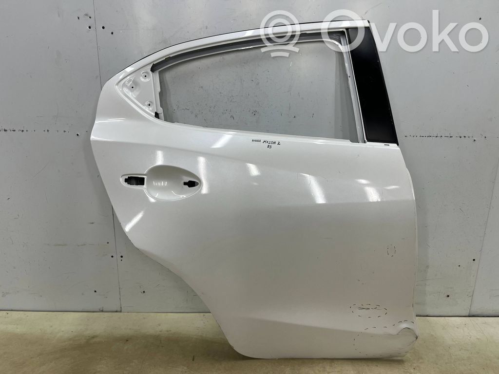 Mazda 2 Aizmugurējās durvis 