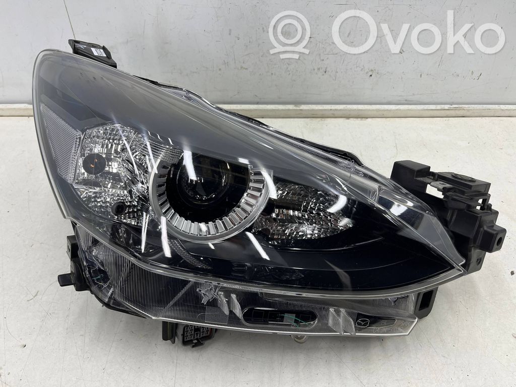 Mazda 2 Headlight/headlamp 