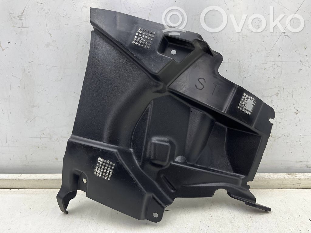 Ford Focus Etupuskurin kannake 