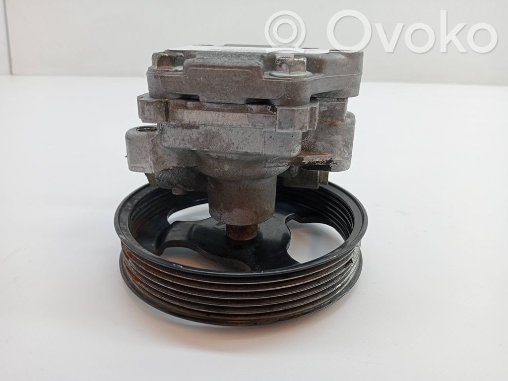 Power steering pump   BP4M32600