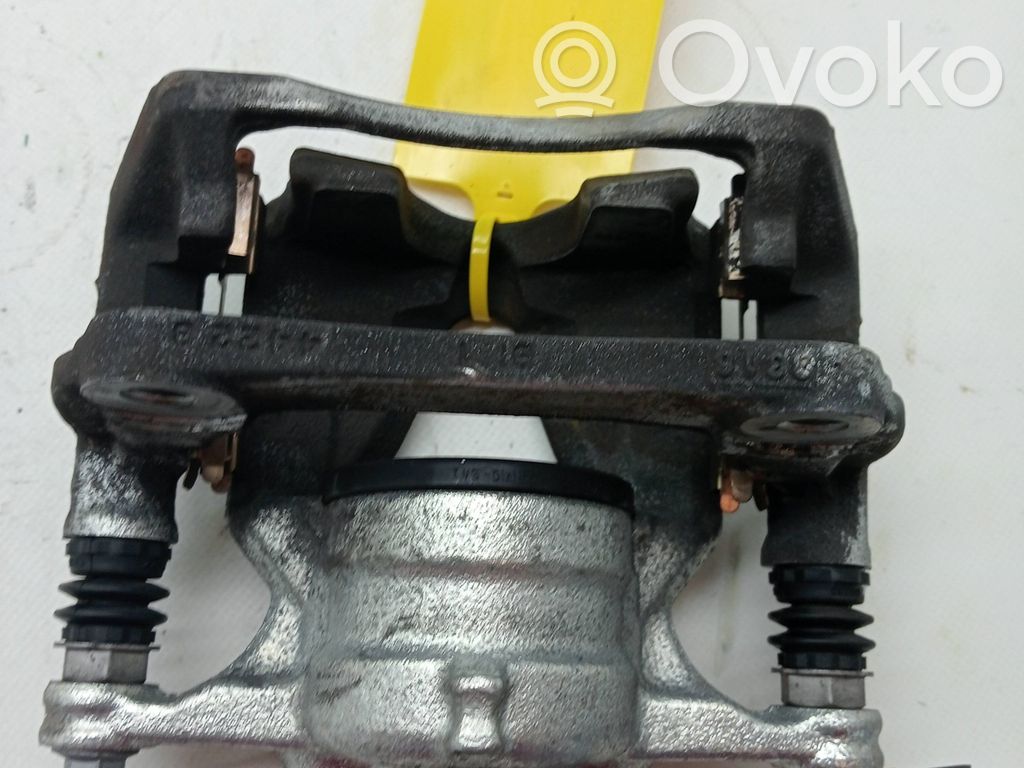 Priekinis suportas   1893878,E4B12B294AA