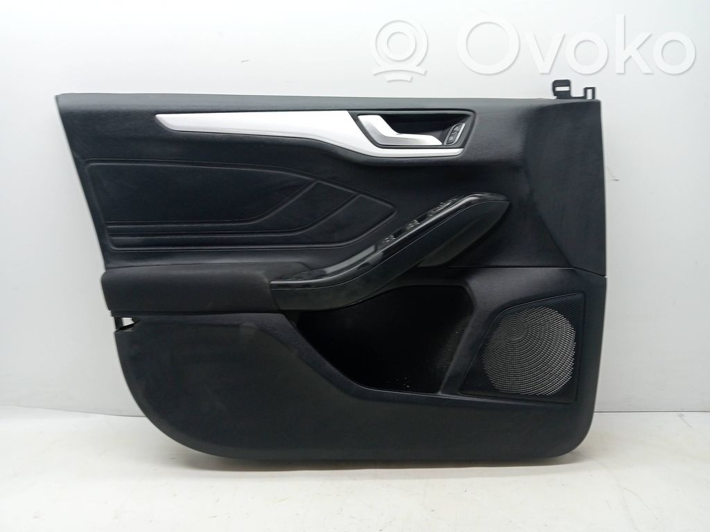 Ford Focus Priekšējo durvju apdare 