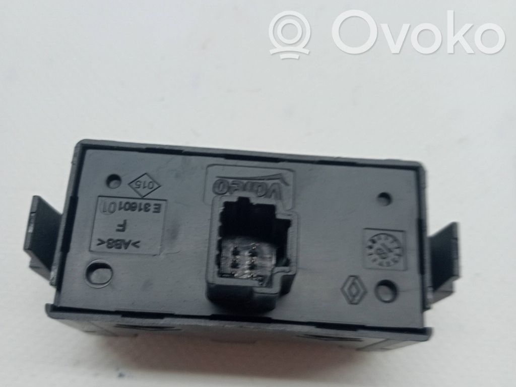 Botón interruptor de luz de peligro   E3160101