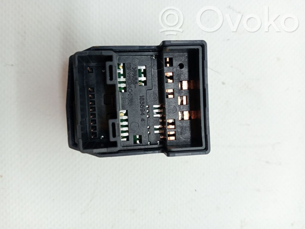 Interruptor del espejo lateral   8487002090C0