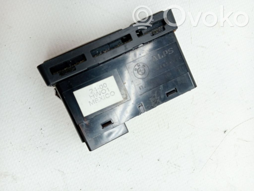 Hazard light switch   61318368920