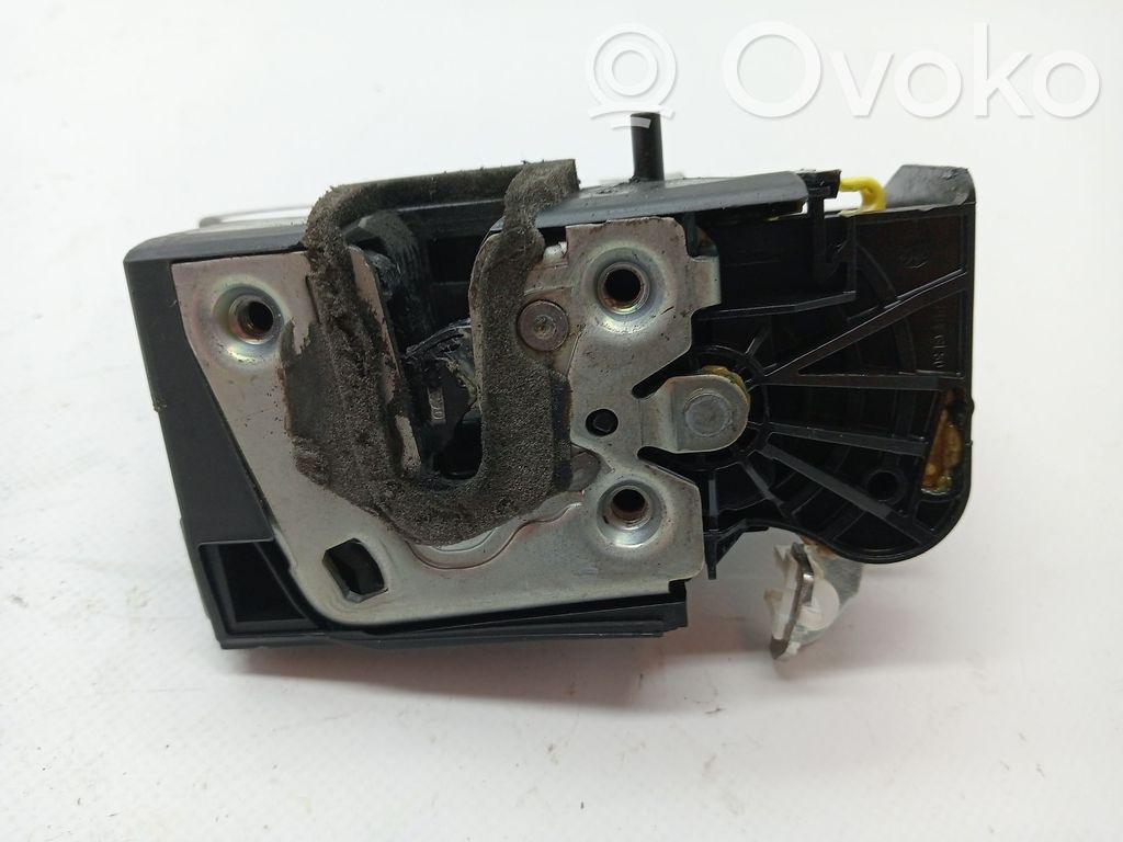 Takaoven lukko   825033052R