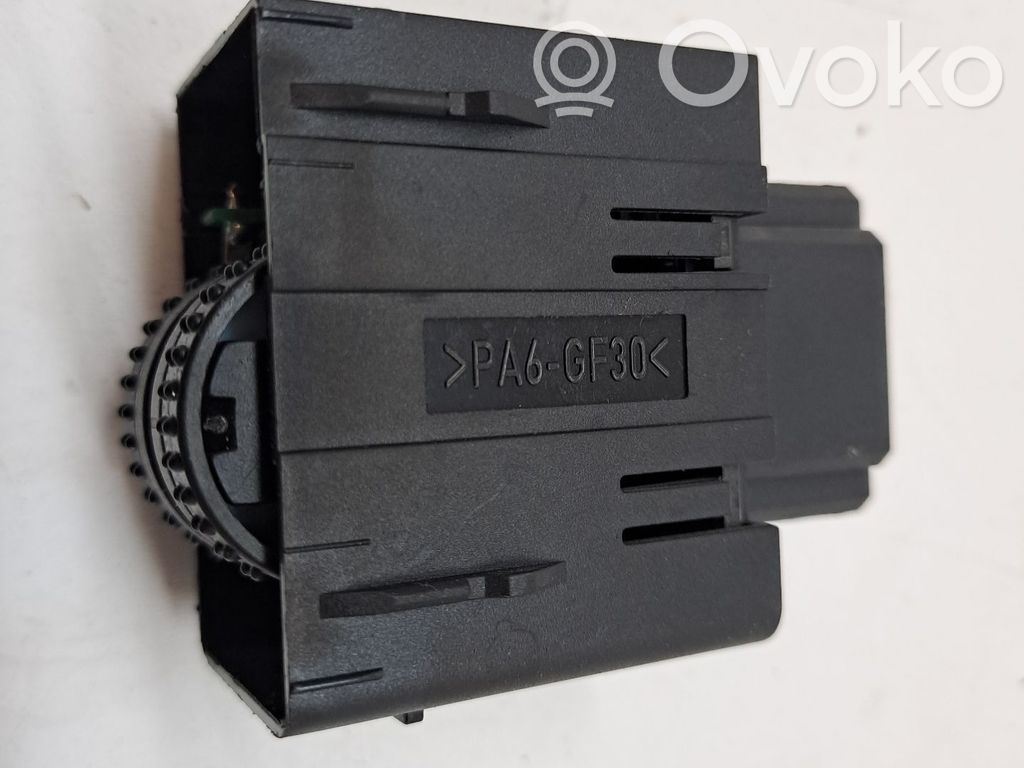 Seat Ibiza IV (6J,6P) Interruttore luci 