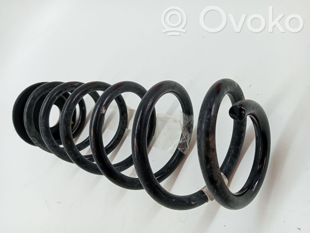 Etukierrejousi   5Q0511121AE