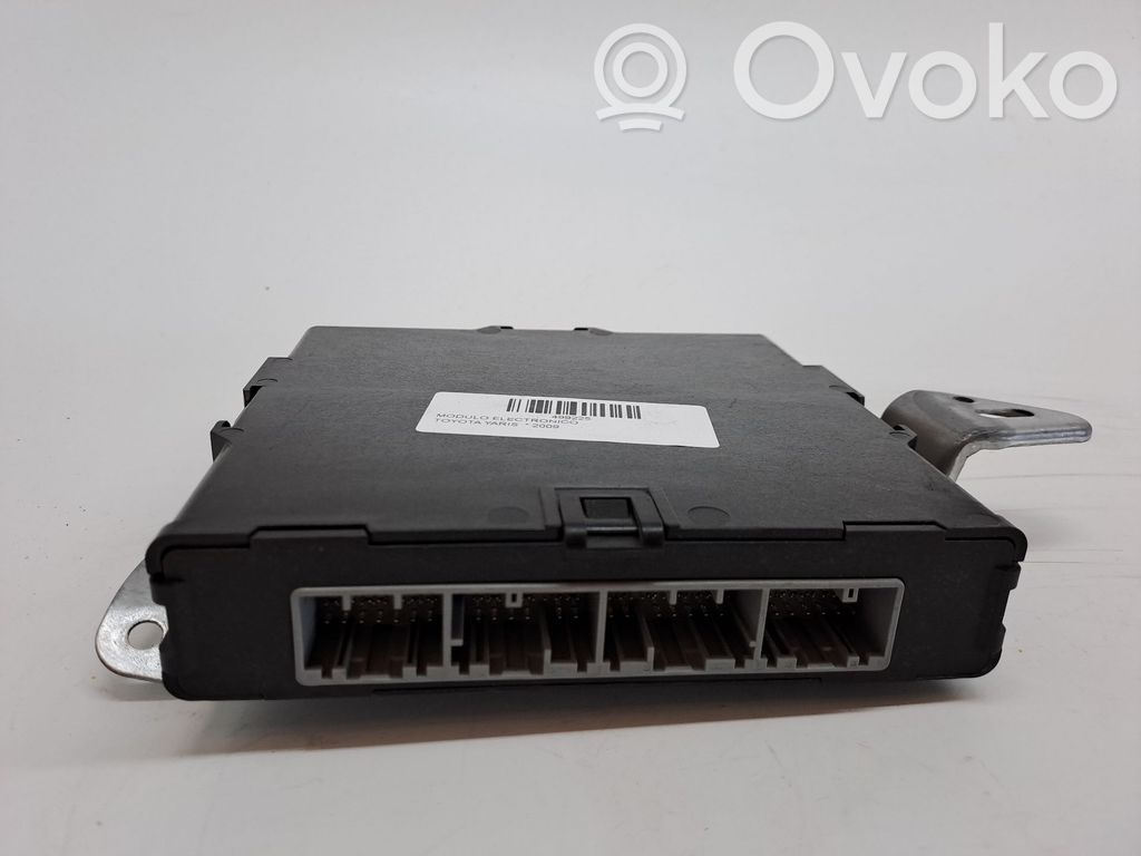 Toyota Yaris Modul de control caroserie central 