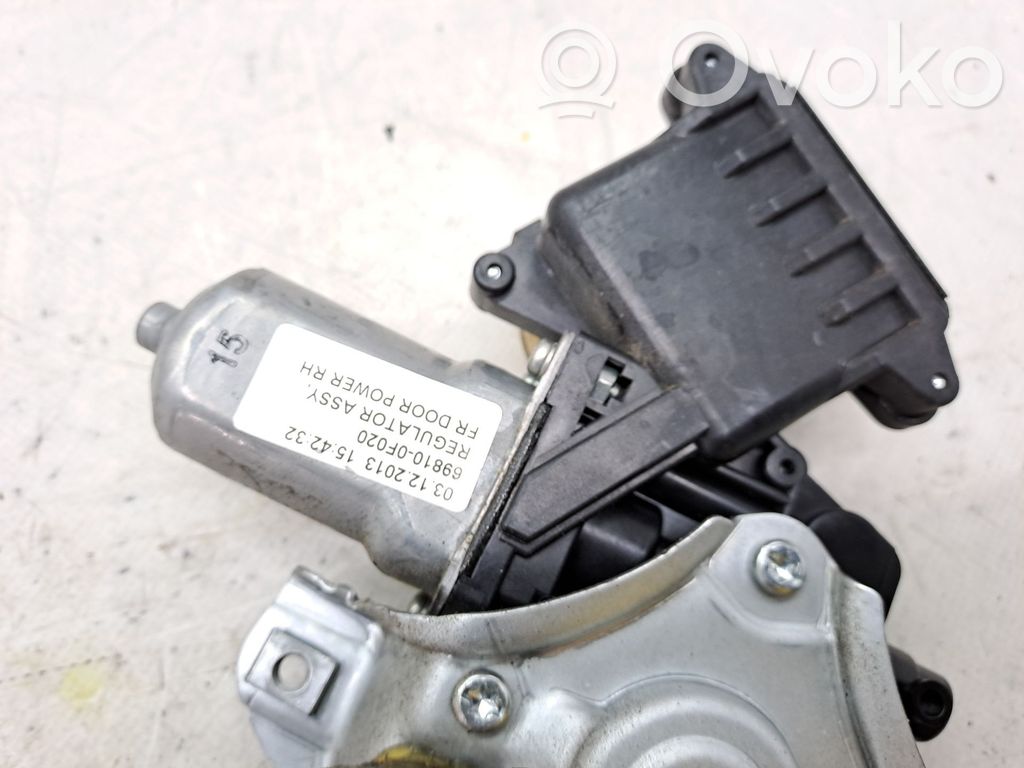 Regulador de ventanilla eléctrico de puerta delantera   698100F020