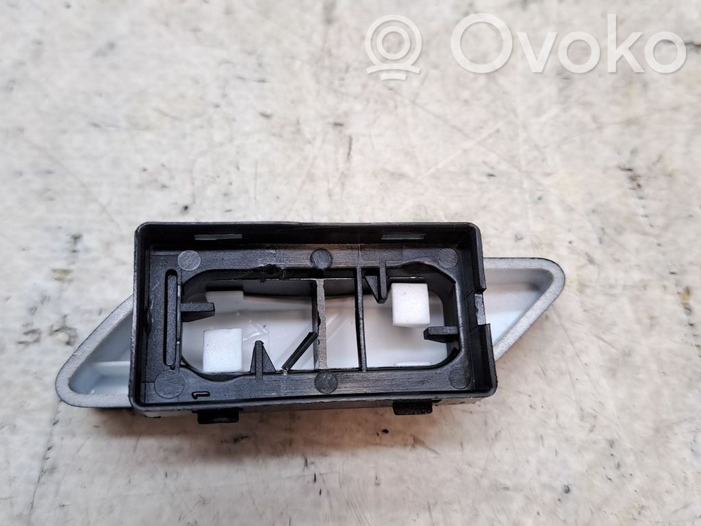 Volkswagen Golf VI Unidad de control/módulo de carrocería central 