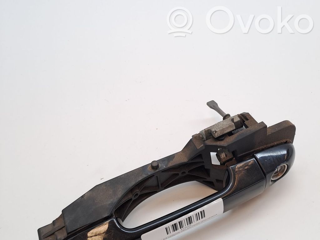 Manecilla externa puerta delantera   826551H000