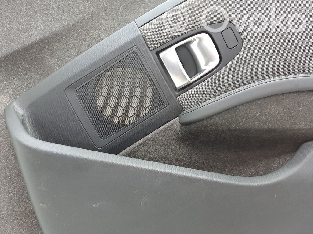 Hyundai i10 Boczki / Poszycie drzwi przednich 