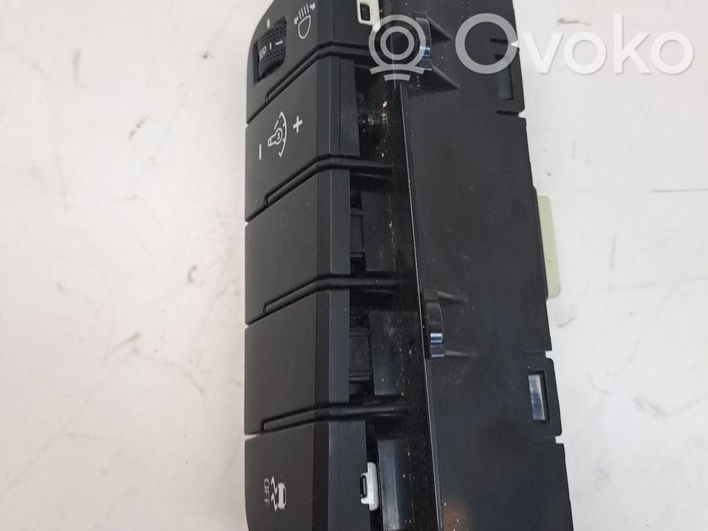 Hyundai Elantra VI Interruptor de luz 