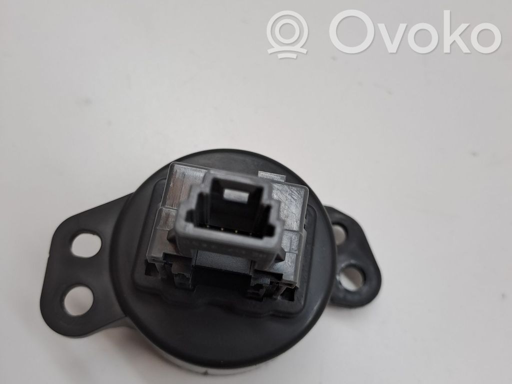 Peugeot 108 Schalter Warnblinkanlage 