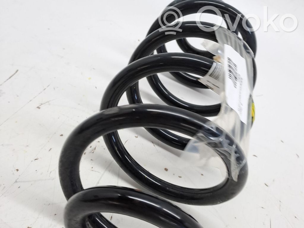 Ford Kuga II Front coil spring 