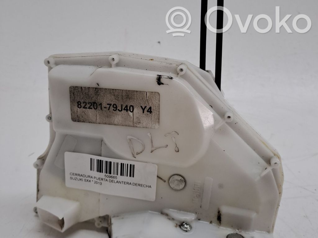 Serrure de porte avant   8220179J40